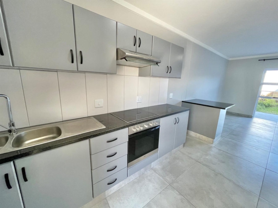 2 Bedroom Property for Sale in Reebok Western Cape